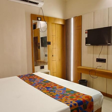 Hotel Ambika Dx Гваліор Екстер'єр фото