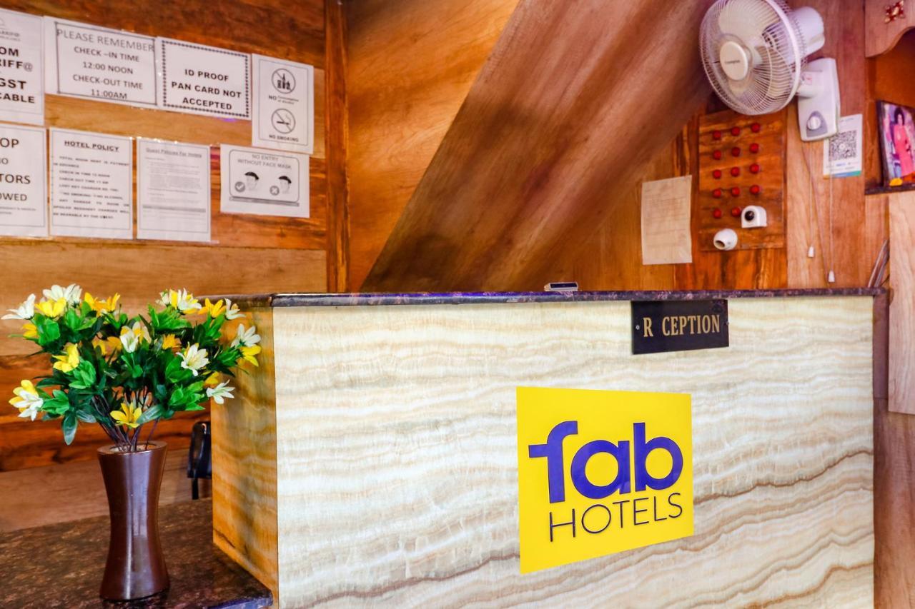Hotel Ambika Dx Гваліор Екстер'єр фото